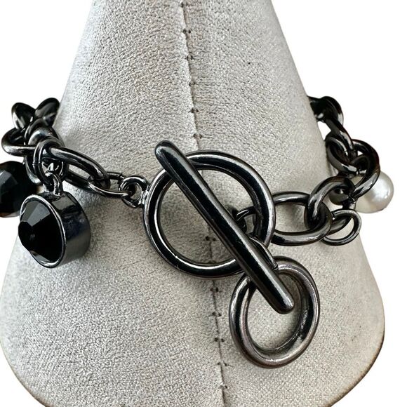 Guess Gunmetal Heart Charm Bracelet - Picture 8 of 10